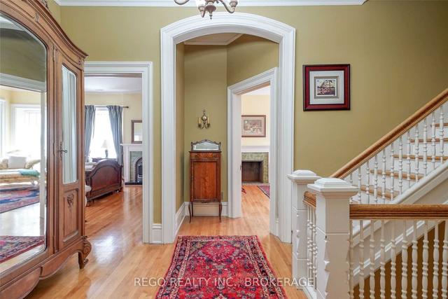 90 Kenmore Ave, House detached with 7 bedrooms, 4 bathrooms and 10 parking in Cambridge ON | Image 8