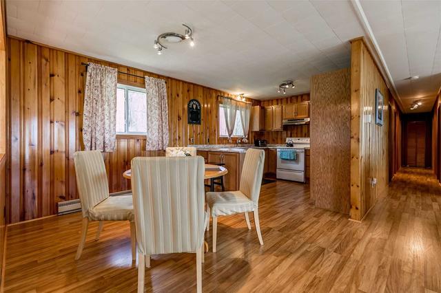 69 Moon Point Dr, House detached with 5 bedrooms, 1 bathrooms and 4 parking in Oro Medonte ON | Image 11