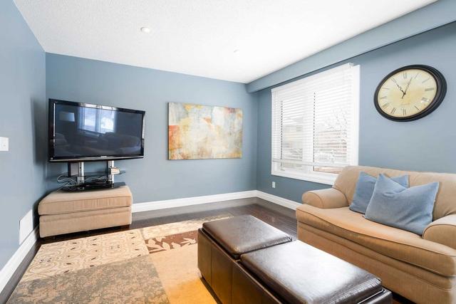 4167 Sugarbush Rd, House detached with 3 bedrooms, 2 bathrooms and 3 parking in Mississauga ON | Image 5
