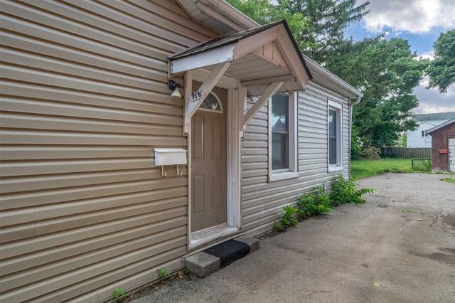 91 Waterloo St, House detached with 2 bedrooms, 2 bathrooms and 3 parking in Brantford ON | Image 7