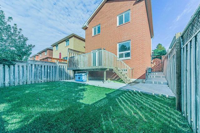 51 Ravenscliffe Crt, House detached with 3 bedrooms, 4 bathrooms and 5 parking in Brampton ON | Image 33