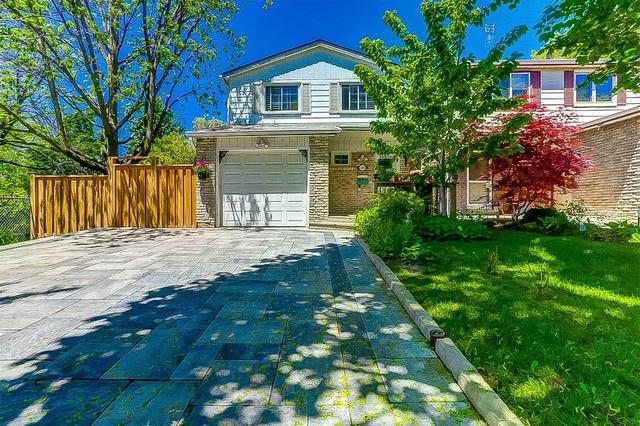 109 Donnamora Cres, House attached with 4 bedrooms, 4 bathrooms and 3 parking in Markham ON | Image 1