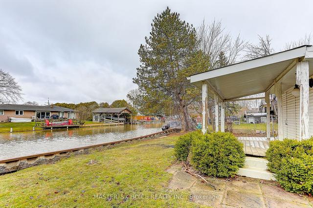 708 Lake Dr S, House detached with 2 bedrooms, 1 bathrooms and 3 parking in Georgina ON | Image 39