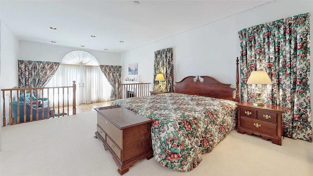37 Rippleton Rd, House detached with 5 bedrooms, 5 bathrooms and 7 parking in Toronto ON | Image 7