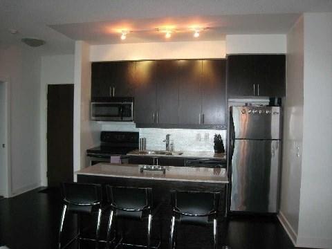lph2406 - 80 Western Battery Rd, Condo with 2 bedrooms, 2 bathrooms and 1 parking in Toronto ON | Image 4