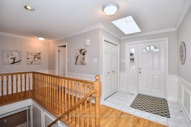 10 Olde Forest Lane, House detached with 2 bedrooms, 3 bathrooms and 8 parking in Kawartha Lakes ON | Image 34