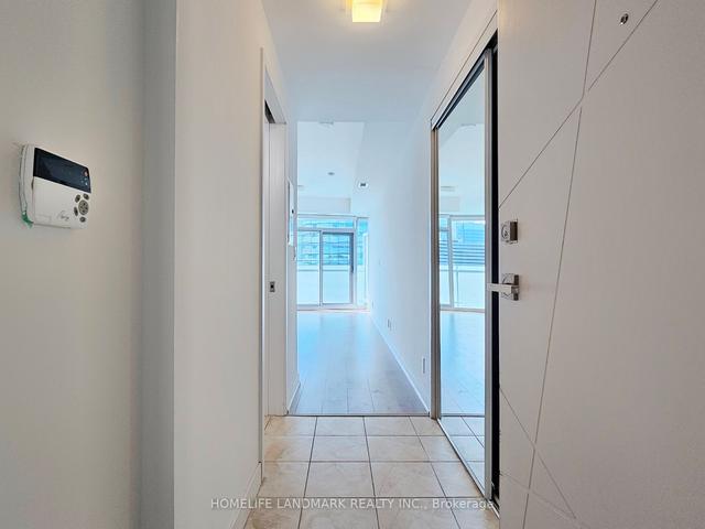 3908 - 12 York St, Condo with 0 bedrooms, 1 bathrooms and 0 parking in Toronto ON | Image 7