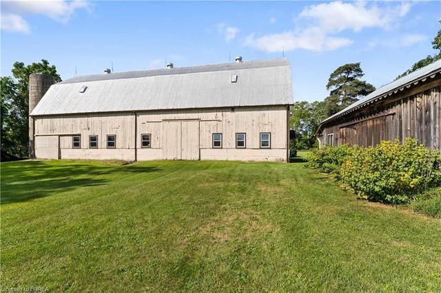 2314 Highway 24 S, House detached with 4 bedrooms, 3 bathrooms and 14 parking in Norfolk County ON | Image 47
