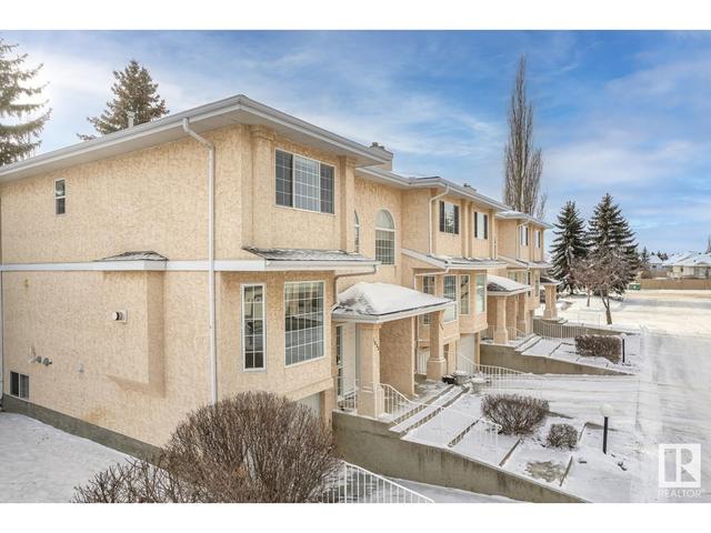 1638 Jamha Rd Nw, House attached with 3 bedrooms, 2 bathrooms and 2 parking in Edmonton AB | Image 2