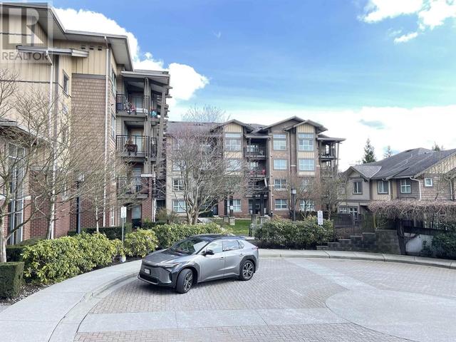 304 - 5889 Irmin Street, Condo with 1 bedrooms, 1 bathrooms and 1 parking in Burnaby BC | Image 3