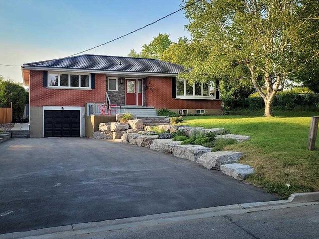 767 Allan Ave, House detached with 3 bedrooms, 3 bathrooms and 7 parking in Newmarket ON | Image 1