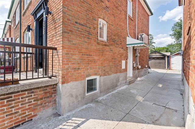 958 Pape Ave, House semidetached with 3 bedrooms, 2 bathrooms and 1 parking in Toronto ON | Image 23