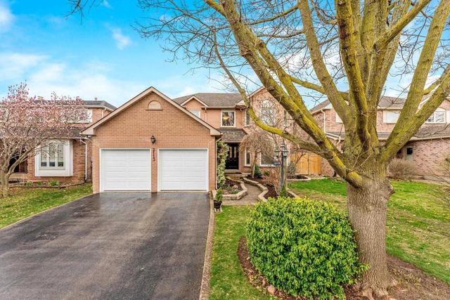 2113 Towne Blvd, House detached with 4 bedrooms, 3 bathrooms and 6 parking in Oakville ON | Image 1