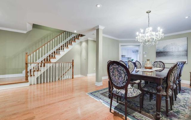 14 Karl Crt, House attached with 4 bedrooms, 5 bathrooms and 5 parking in Vaughan ON | Image 21