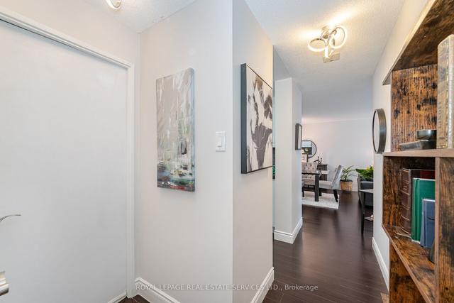 201 - 4205 Shipp Dr, Condo with 2 bedrooms, 2 bathrooms and 1 parking in Mississauga ON | Image 14