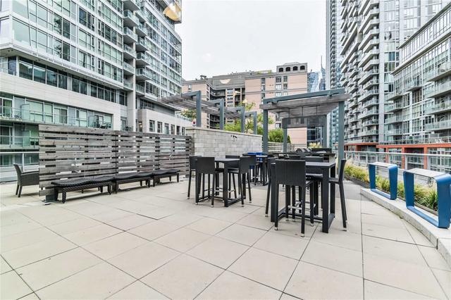 1502 - 30 Nelson St, Condo with 2 bedrooms, 2 bathrooms and 1 parking in Toronto ON | Image 18