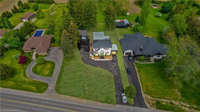 377 Mount Pleasant Road, House detached with 4 bedrooms, 2 bathrooms and 19 parking in Brantford ON | Image 40