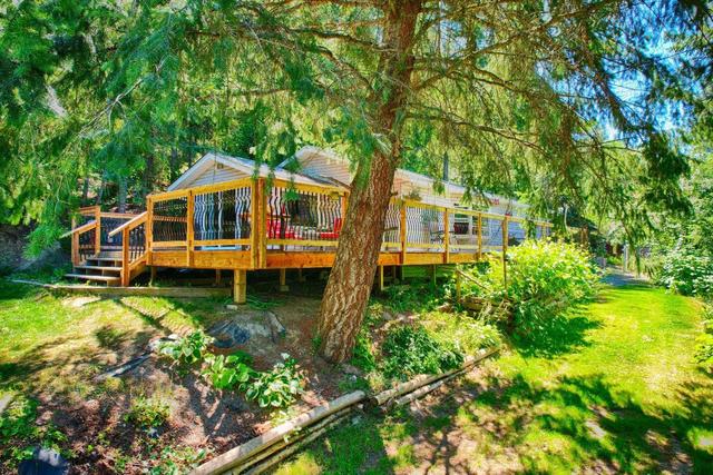 4744 Highway 3a, House detached with 3 bedrooms, 1 bathrooms and 5 parking in Central Kootenay A BC | Image 33