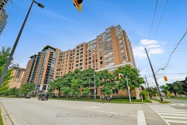 809 - 88 Grandview Way, Condo with 1 bedrooms, 1 bathrooms and 1 parking in Toronto ON | Image 1