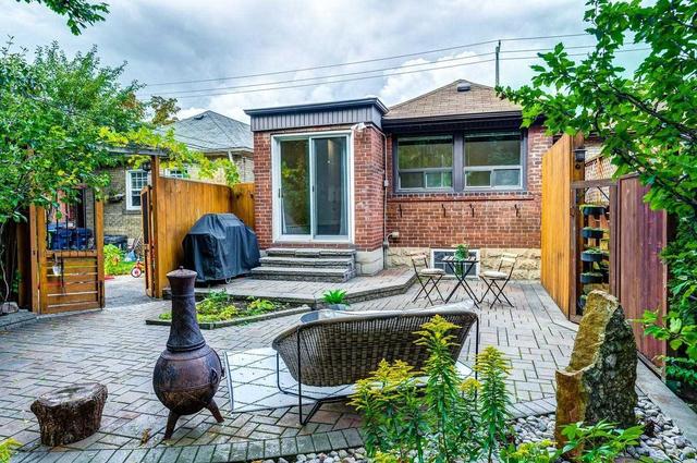 165 O' Connor Dr, House detached with 2 bedrooms, 2 bathrooms and 1 parking in Toronto ON | Image 31