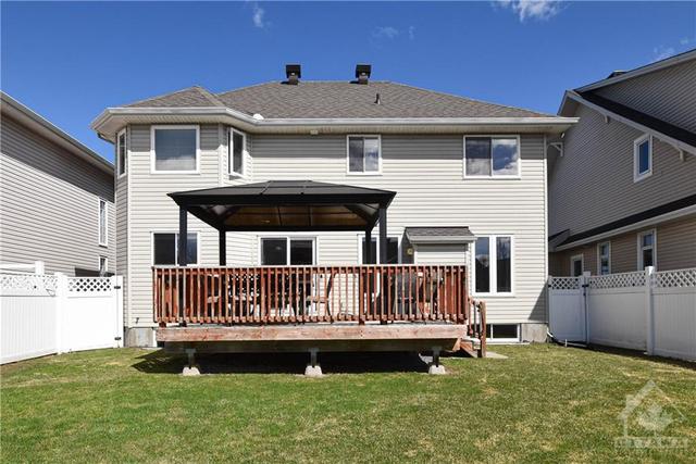 865 Scala Avenue, House detached with 3 bedrooms, 3 bathrooms and 6 parking in Ottawa ON | Image 30