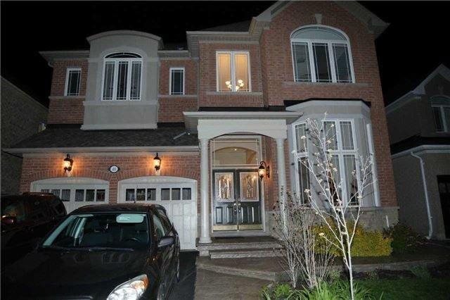 48 Howland Cres, House detached with 4 bedrooms, 4 bathrooms and 4 parking in Brampton ON | Image 2