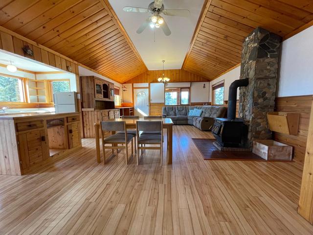 4561 Barleben Road, House detached with 2 bedrooms, 1 bathrooms and null parking in East Kootenay E BC | Image 8