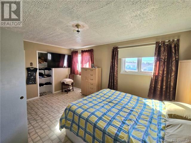 2442 Route 305, House detached with 3 bedrooms, 1 bathrooms and null parking in Shippagan P NB | Image 11