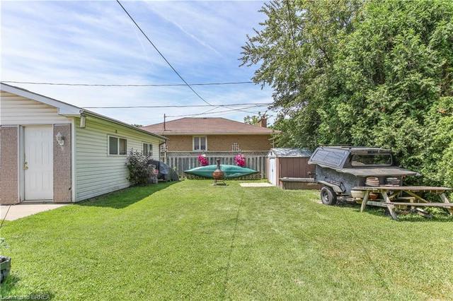 213 King Edward Avenue, House detached with 3 bedrooms, 1 bathrooms and 8 parking in London ON | Image 38