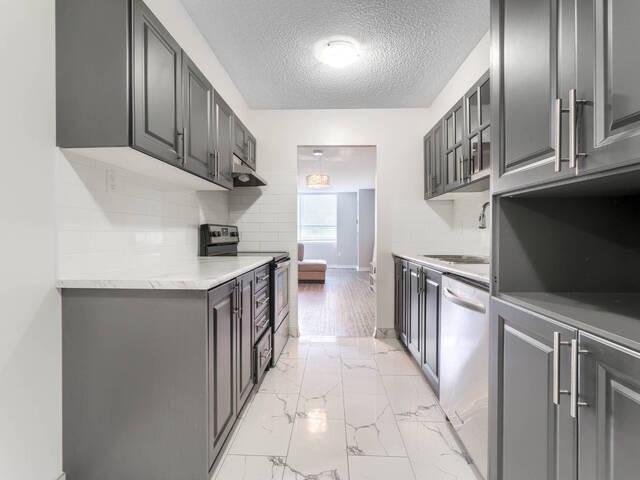 209 - 40 Panorama Crt, Condo with 2 bedrooms, 1 bathrooms and 1 parking in Toronto ON | Image 8