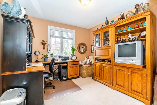 63 Kingswood Dr, House detached with 3 bedrooms, 3 bathrooms and 8 parking in Clarington ON | Image 11