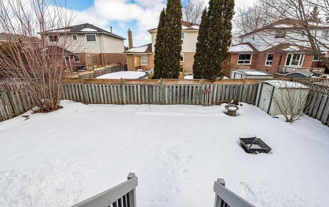 25 Camrose Dr, House detached with 3 bedrooms, 3 bathrooms and 6 parking in Georgina ON | Image 22