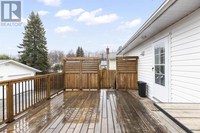 109 Taskar Dr, House detached with 3 bedrooms, 2 bathrooms and null parking in Sault Ste. Marie ON | Image 24
