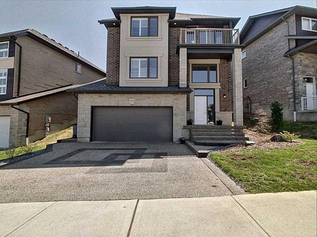 557 Mayapple St, House detached with 4 bedrooms, 4 bathrooms and 4 parking in Waterloo ON | Image 1