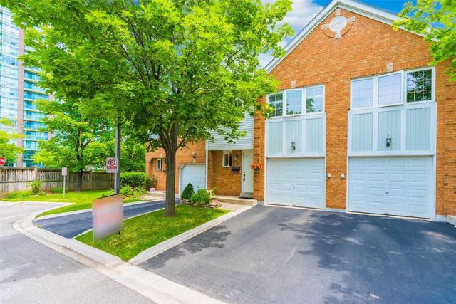 26 - 4605 Donegal Dr, Townhouse with 3 bedrooms, 3 bathrooms and 1 parking in Mississauga ON | Image 1