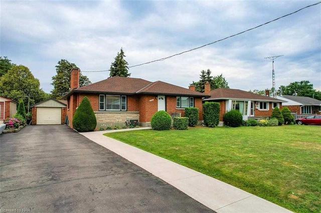 6632 Glendoone St, House detached with 3 bedrooms, 1 bathrooms and 4 parking in Niagara Falls ON | Image 12