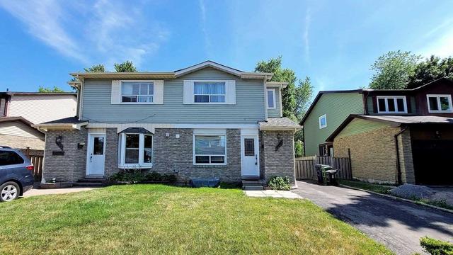 319 Cliffwood Rd, House semidetached with 3 bedrooms, 2 bathrooms and 2 parking in Toronto ON | Image 1