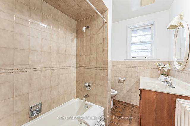 6 Rolph Rd, House detached with 3 bedrooms, 2 bathrooms and 3 parking in Toronto ON | Image 8