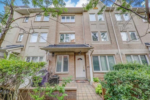 1712 - 19 Rosebank Dr, Townhouse with 3 bedrooms, 3 bathrooms and 2 parking in Toronto ON | Image 1