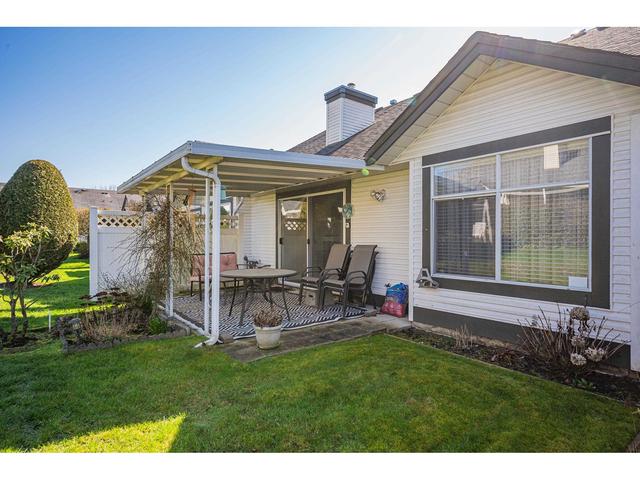 111 - 19649 53 Avenue, House attached with 2 bedrooms, 2 bathrooms and 2 parking in Langley BC | Image 25