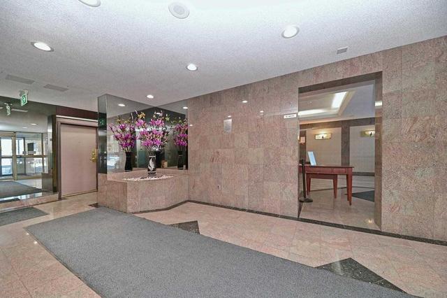 1003 - 30 Malta Ave, Condo with 3 bedrooms, 2 bathrooms and 2 parking in Brampton ON | Image 32