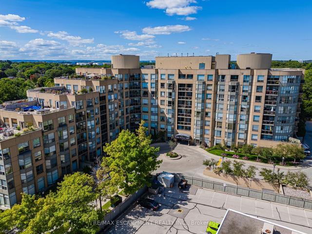 511 - 2511 Lakeshore Rd W, Condo with 1 bedrooms, 1 bathrooms and 1 parking in Oakville ON | Image 23