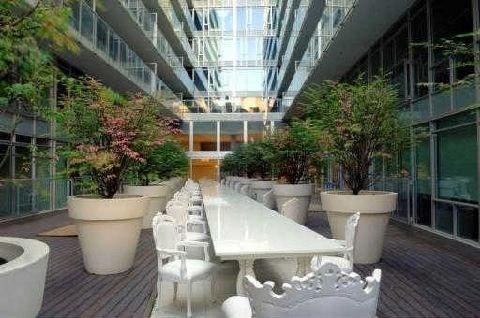 711 - 75 Portland St, Condo with 1 bedrooms, 1 bathrooms and 0 parking in Toronto ON | Image 2