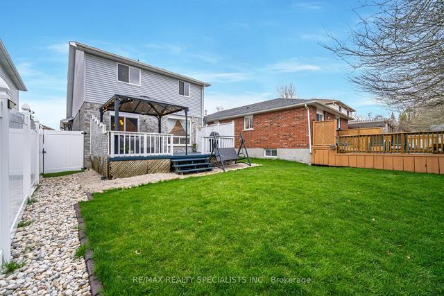 204 Country Club Dr, House detached with 3 bedrooms, 3 bathrooms and 3 parking in Guelph ON | Image 25