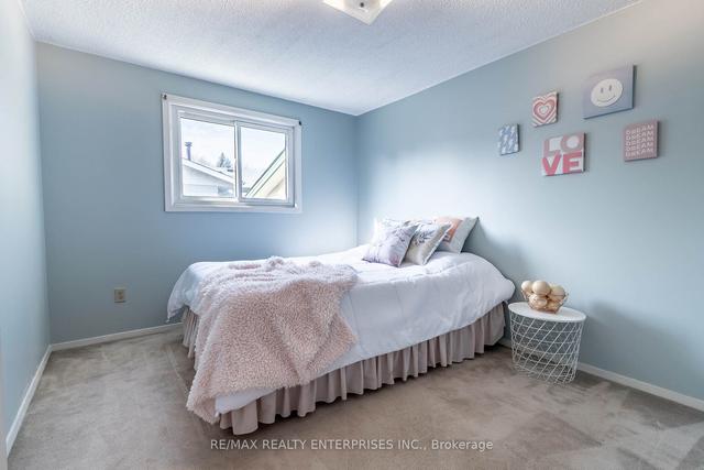 51 Cherie Rd, House detached with 3 bedrooms, 2 bathrooms and 7 parking in St. Catharines ON | Image 8