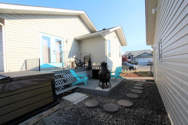 7 Heenan Court, House detached with 4 bedrooms, 2 bathrooms and 5 parking in Red Deer County AB | Image 28