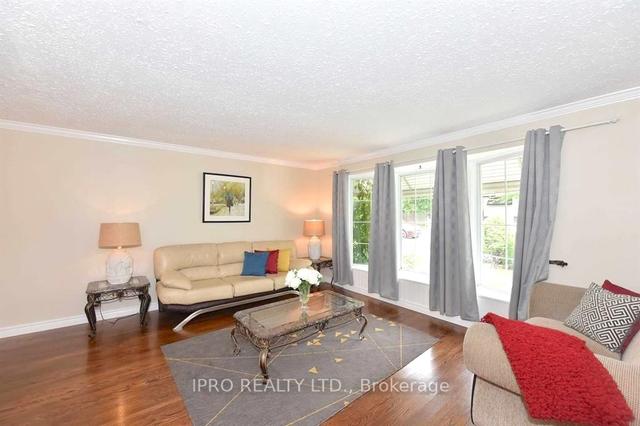 1 Ascot Ave, House detached with 3 bedrooms, 2 bathrooms and 5 parking in Brampton ON | Image 19