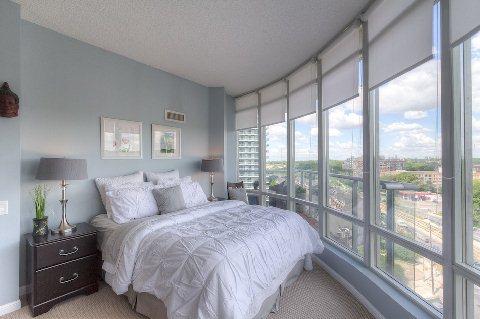 902 - 15 Windermere Ave, Condo with 1 bedrooms, 2 bathrooms and 1 parking in Toronto ON | Image 12