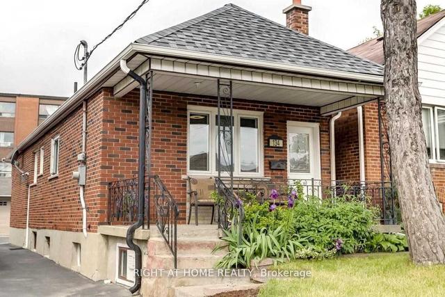 134 Locksley Ave, House detached with 1 bedrooms, 2 bathrooms and 3 parking in Toronto ON | Image 7