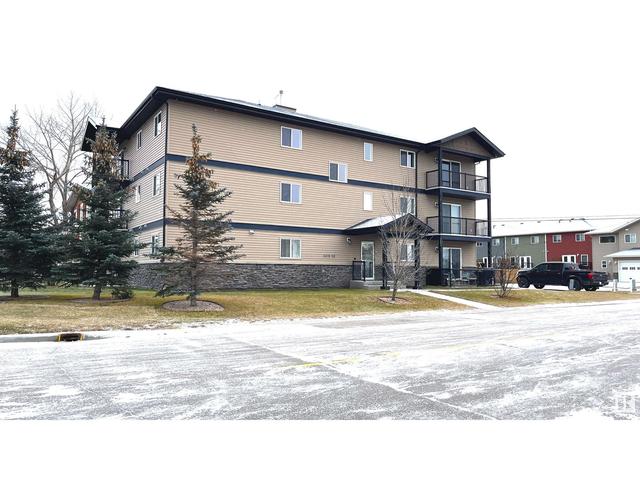 301 - 4318 50 Av, Condo with 3 bedrooms, 2 bathrooms and null parking in Bonnyville AB | Image 2